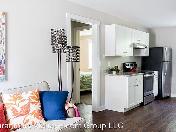 5th image of 1005 Buist Ave APT 23