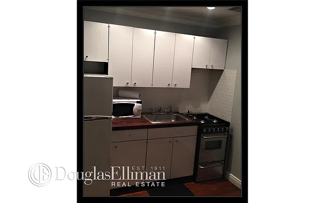 Rented by Douglas Elliman | media 49