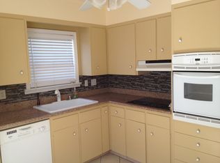 221 John St, Oakland, CA 94611