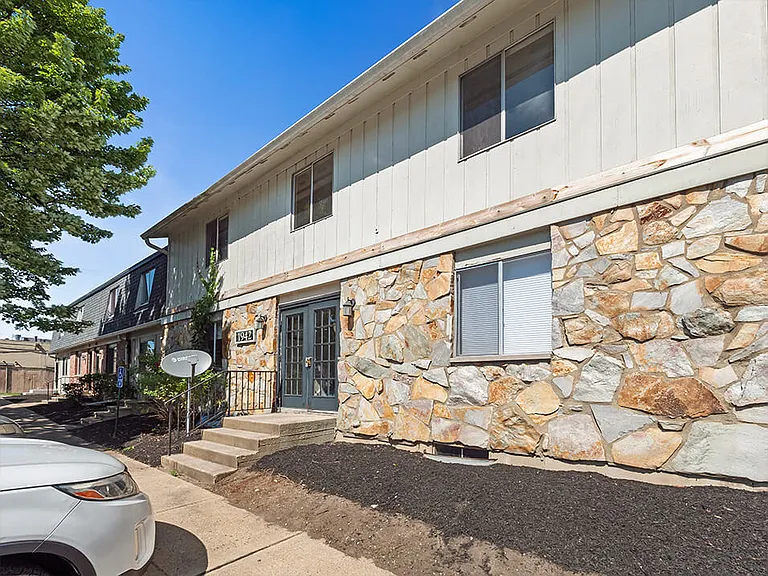 Pet-Friendly Apartments!