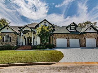 121 E End Rd, Branson, MO 65616