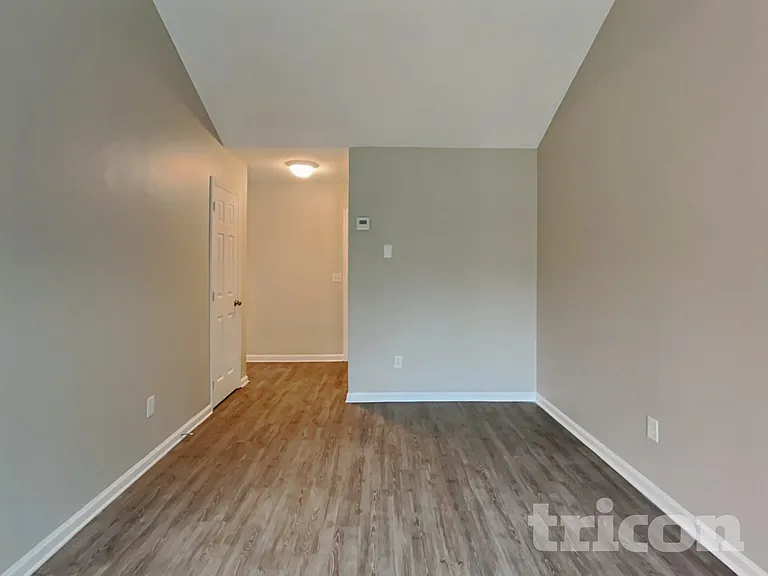 7307 Hooksett Ct — Photo 3