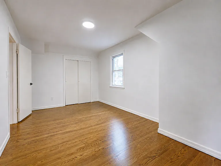4-21 Saddle River Rd #2 — Photo 6
