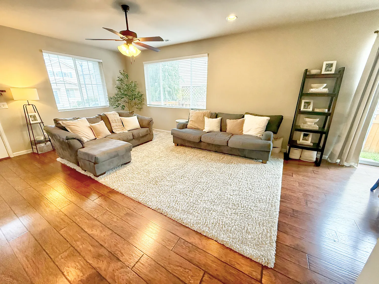 3326 Hydra Street Northeast - 1 — Photo 4