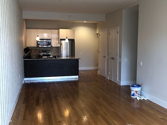 2nd image of 804 Bergen St #202