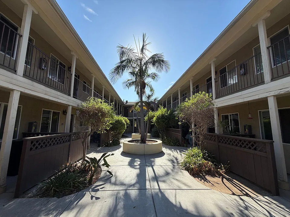320 J Ave #90