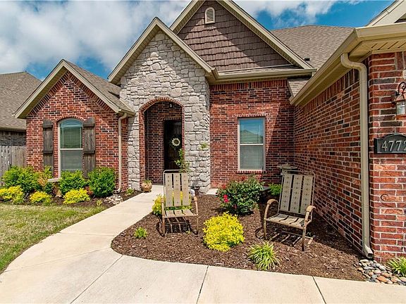 3rd image of 4772 W Oldham Dr
