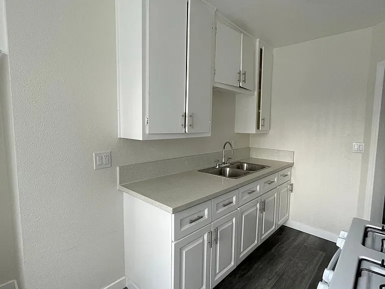 3711 Pueblo Ave #3 — Photo 6
