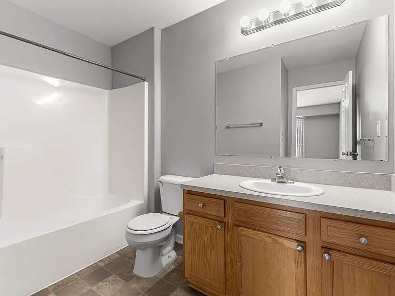 13165 Turnberry Ct — Photo 22