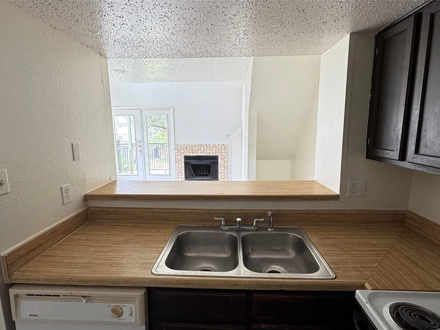 1 bed, 1.0 bath, 774 sqft, $1,250 — Photo 4