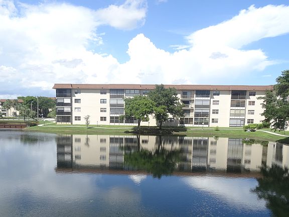 2nd image of 4970 E Sabal Palm Blvd APT 214