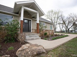 900 E Grand Ave, Cuba, MO 65453