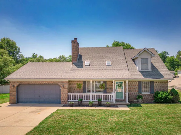 1631 Pine Brook Dr, Evansville, IN 47712