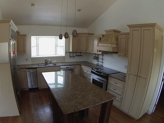 4th image of 1759 Nobili Ave