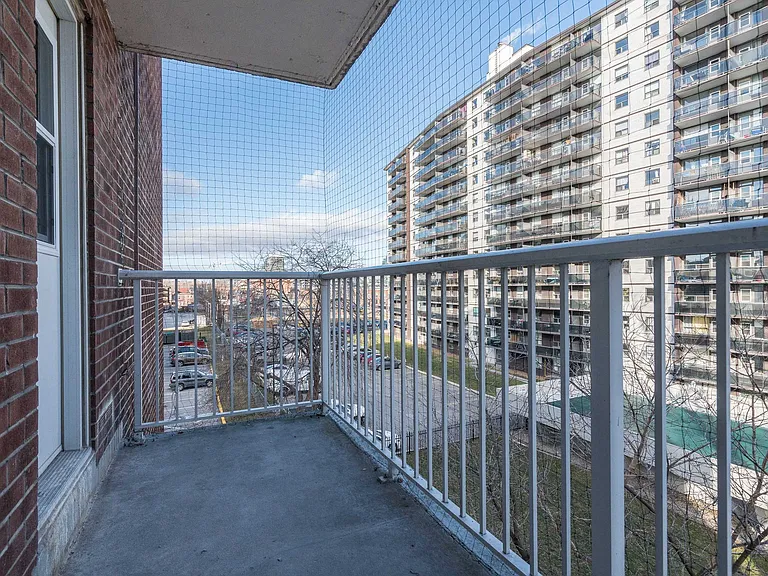 99 Tyndall Ave — Photo 11