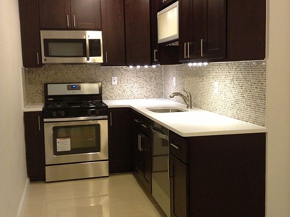 3rd image of 100-25 Queens Blvd #4G