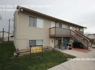 107 W Siphon Rd #B, Chubbuck, ID 83202