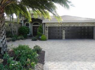 6070 Country Estates Dr, Lake Worth, FL 33467