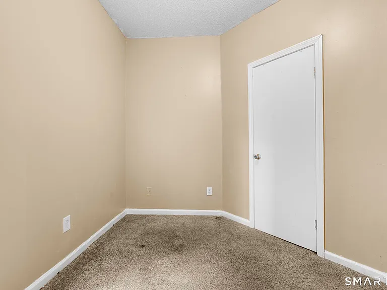 40 Bond St #1 — Photo 12