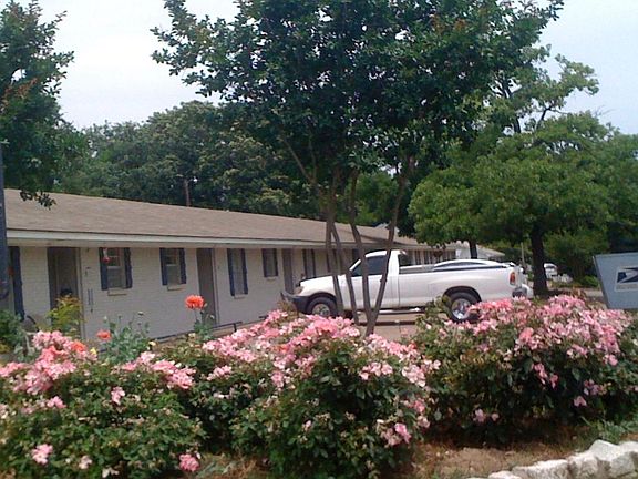 3rd image of 1600 West Ln APT 12