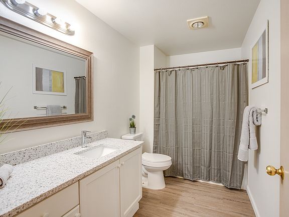 3rd image of 7711 NE 175th St #111