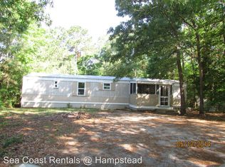 306 Pond View Ct, Hampstead, NC 28443