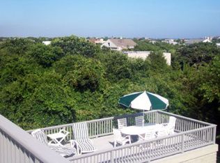 137 Bluff Rd, Amagansett, NY 11930