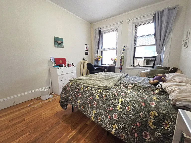 1258 Commonwealth Ave — Photo 6