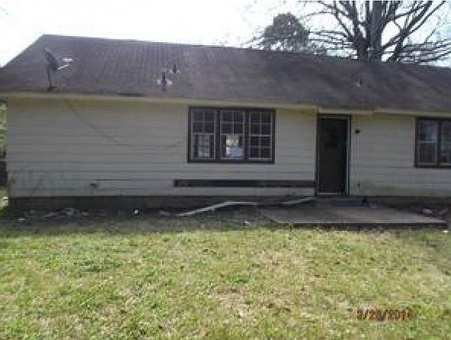 2nd image of 2710 Rutledge Ave
