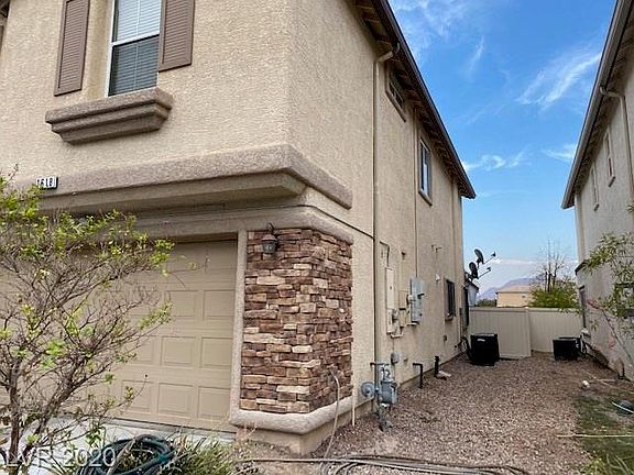 3rd image of 1618 Meno Peak St