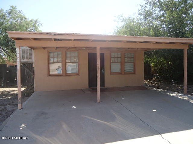 1st image of 3038 N Balboa Ave