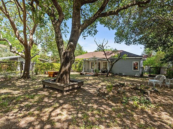 2nd image of 15265 Arnold Dr #A
