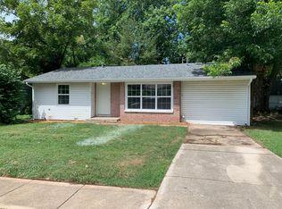 517 S College Dr, Keene, TX 76059