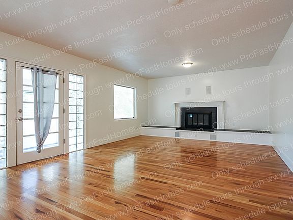 5th image of 7566 N Fowler Ave