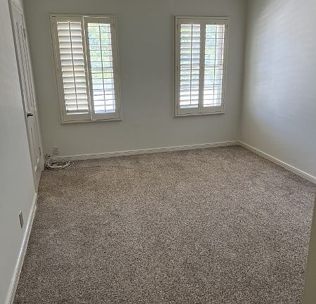 5th image of 210 S Spalding Dr