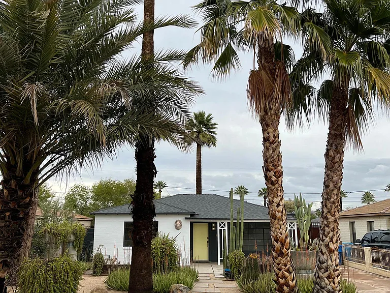 1414 E Palm Ln — Photo 47