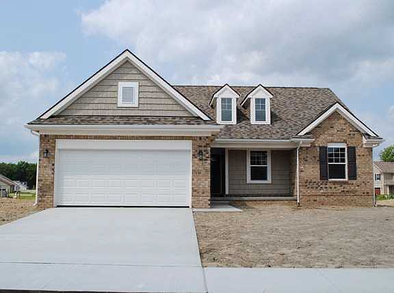 2nd image of 9495 Olde Hickory Ln