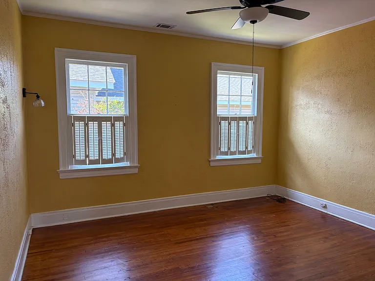 1317 Highland Ave — Photo 9