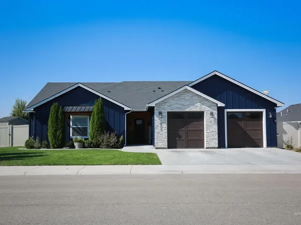 2833 Birch Rd, Fruitland, ID 83619