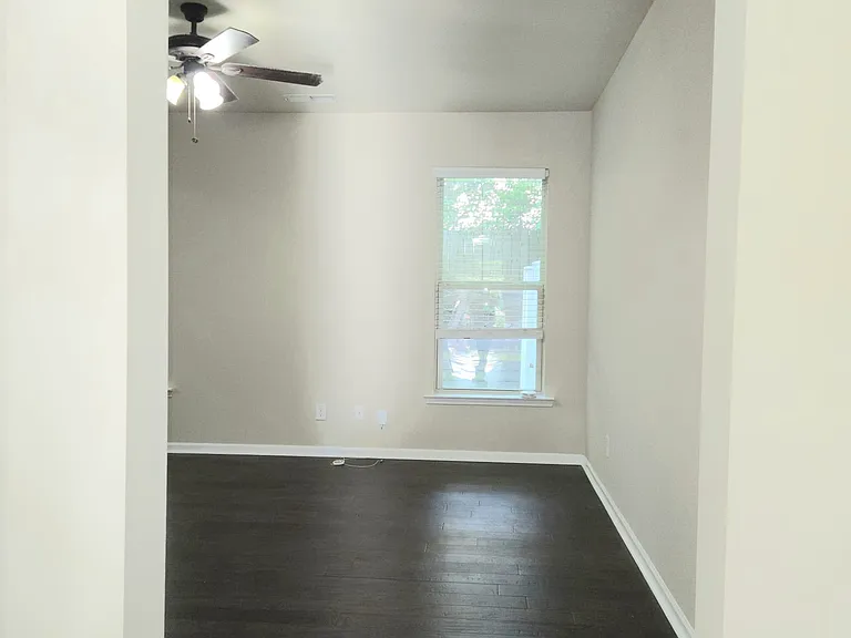 3524 Castleberry Village Cir — Photo 26
