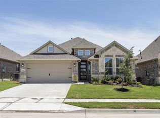 332 Misty Meadow Ln, Lavon, TX 75166