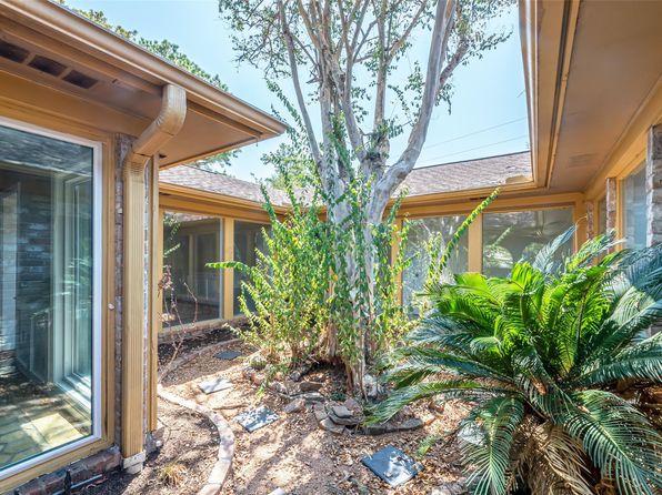 102 Butlers Ct