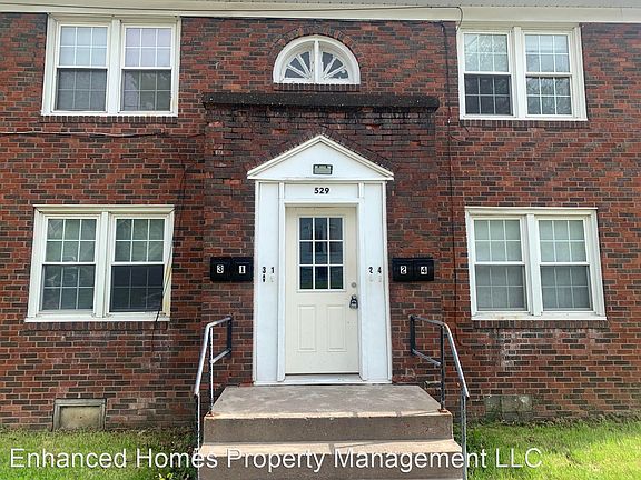 3rd image of 529 E 7th St Unit 1