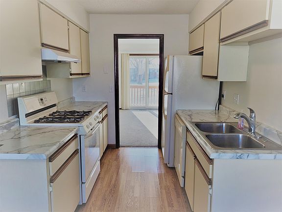 2nd image of 8851 Ironwood Ave S