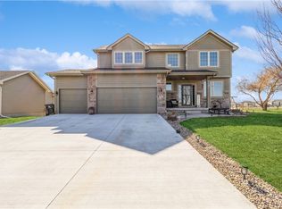403 NE 46th St, Ankeny, IA 50021