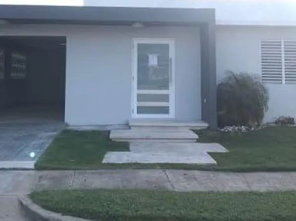 Jose Pepe Rios St, Caguas, PR 00725