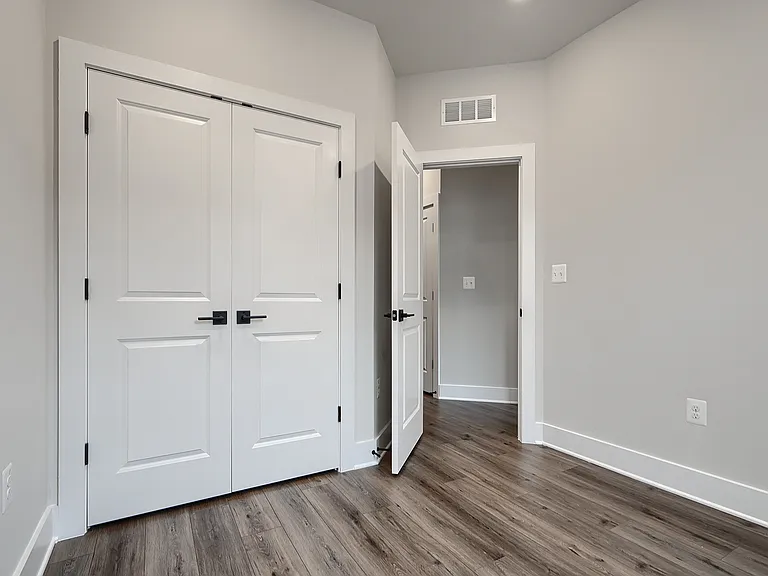 109 Glass Ln — Photo 22
