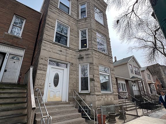 2nd image of 2919 S Emerald Ave APT 2F