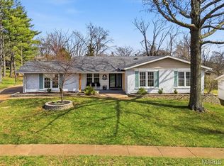 1204 Cedar Creek Rd, Chesterfield, MO 63017