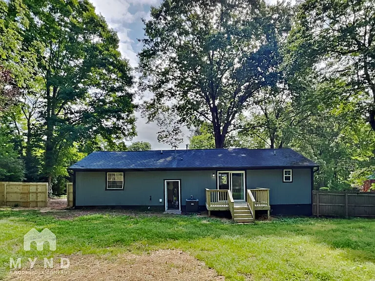 200 Buckskin Dr — Photo 18